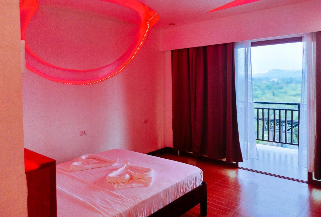 Reddoorz @ Sun Kissed Resort Guindulman Anda  Eksteriør billede